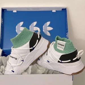 Alexander Wang  x puff trainer ‘core white adidas